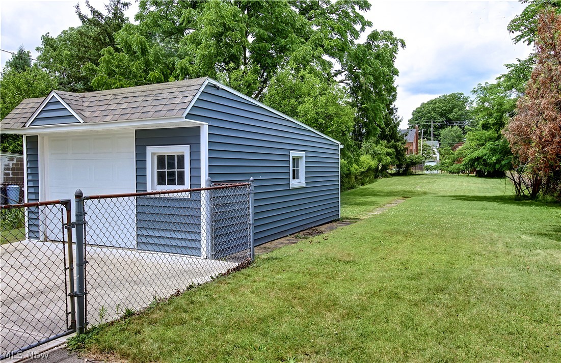 5708 Stickney Avenue Cleveland OH 44144