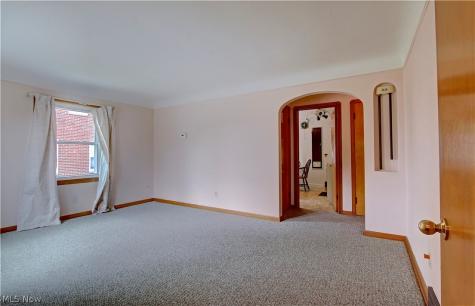 5708 Stickney Avenue Cleveland OH 44144