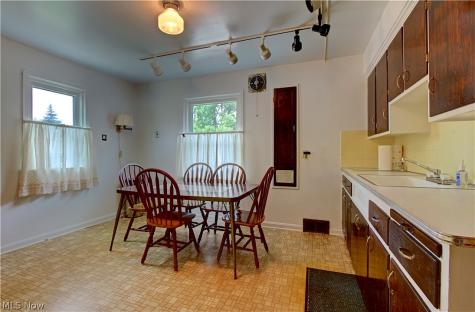 5708 Stickney Avenue Cleveland OH 44144