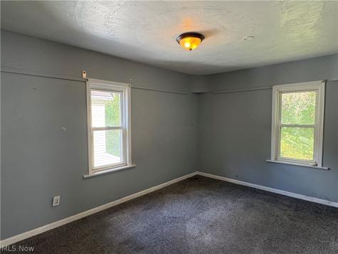 63 Rosalind Court Akron OH 44304