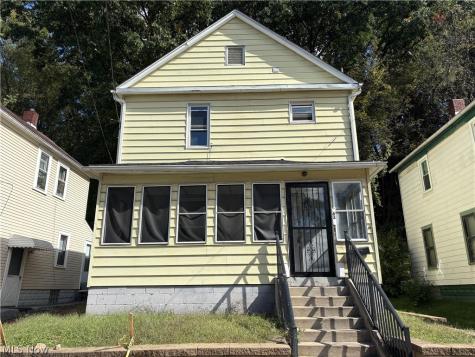 63 Rosalind Court Akron OH 44304