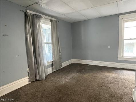 63 Rosalind Court Akron OH 44304