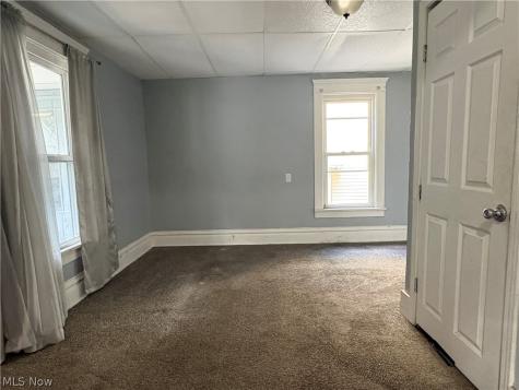 63 Rosalind Court Akron OH 44304