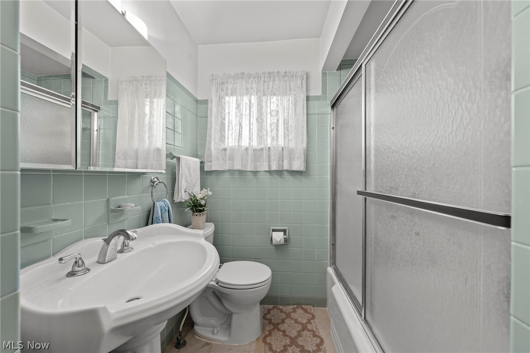 20707 Hilliard Boulevard Rocky River OH 44116