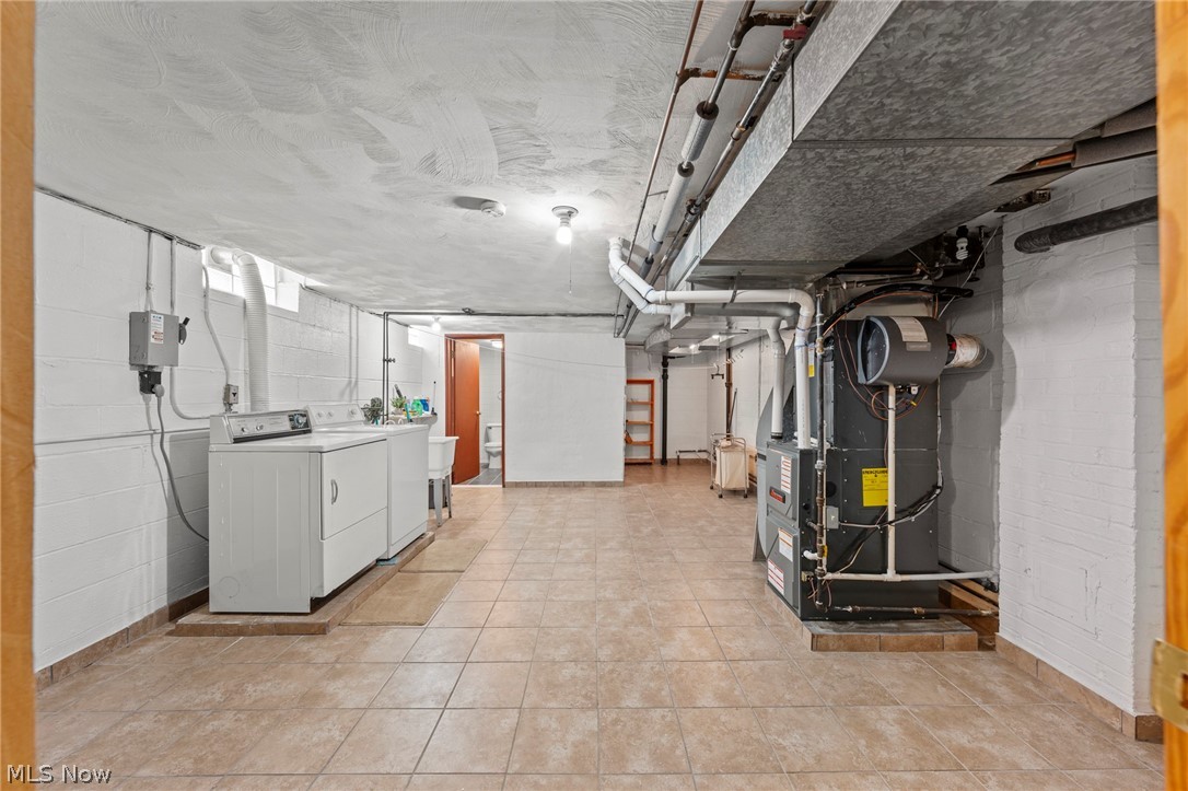 20707 Hilliard Boulevard Rocky River OH 44116