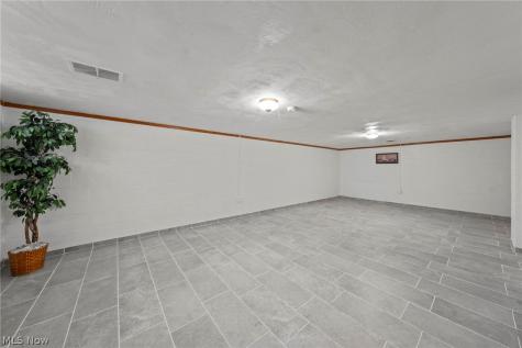 20707 Hilliard Boulevard Rocky River OH 44116