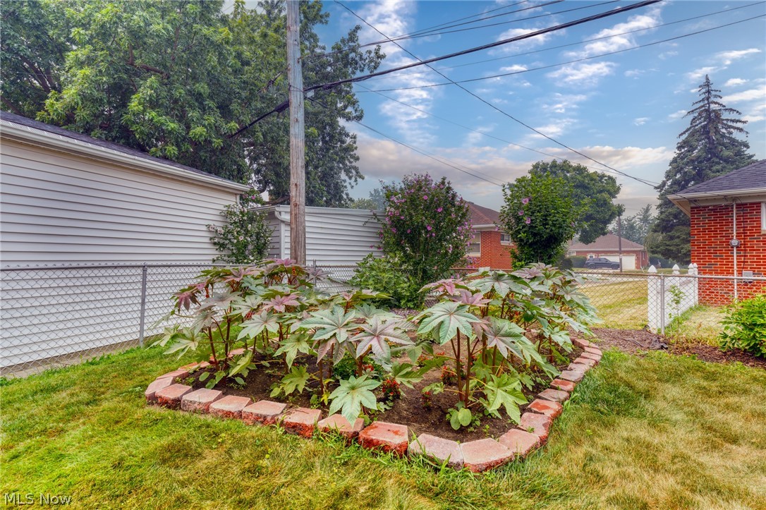 20707 Hilliard Boulevard Rocky River OH 44116