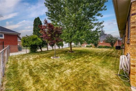 20707 Hilliard Boulevard Rocky River OH 44116