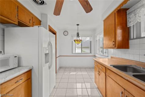 20707 Hilliard Boulevard Rocky River OH 44116