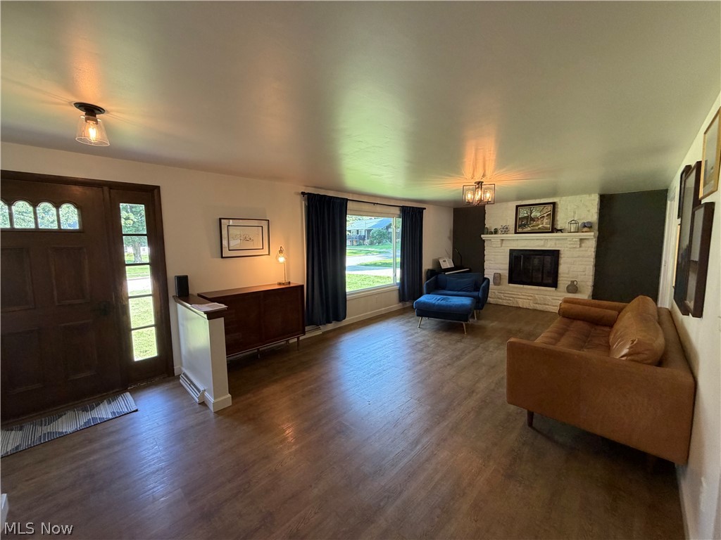 327 Kingwood Columbiana OH 44408