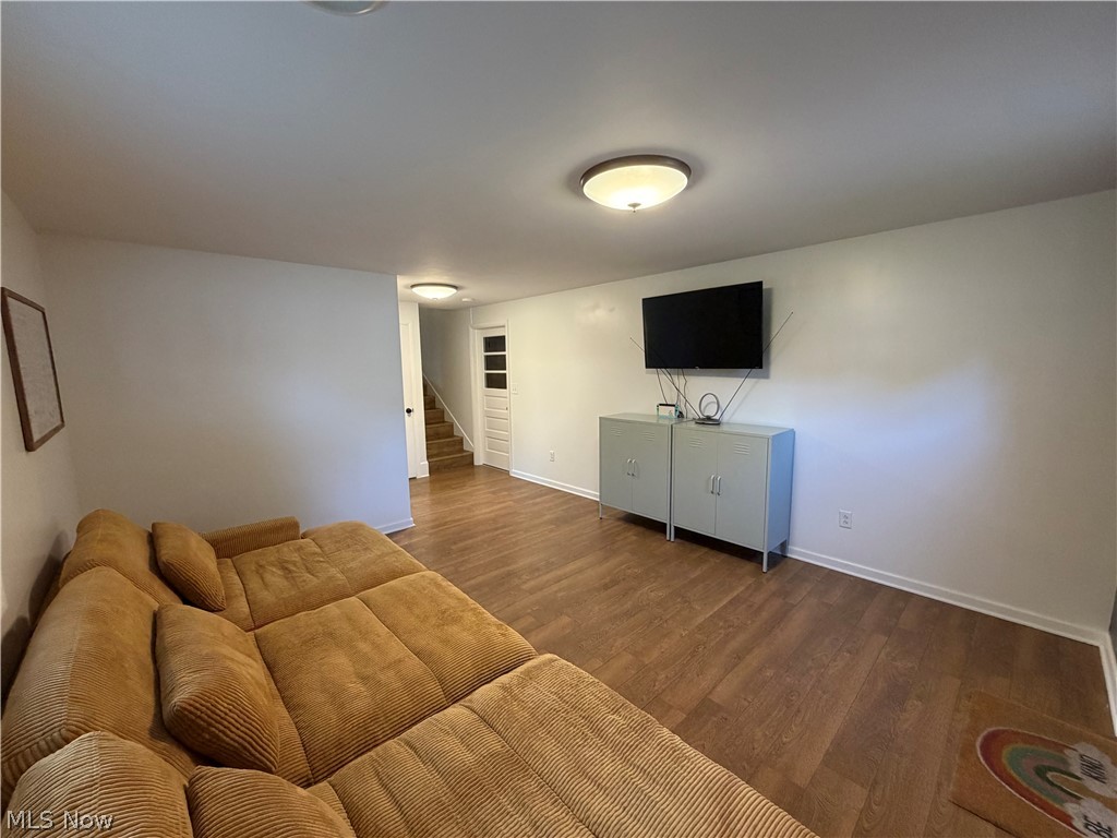 327 Kingwood Columbiana OH 44408