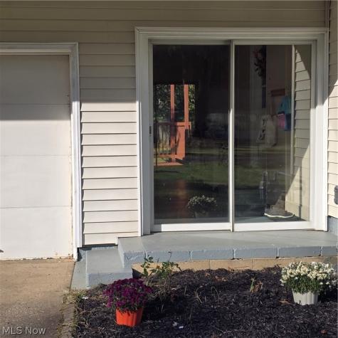 42108 Emerson Court Elyria OH 44035
