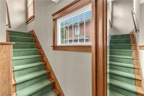 967 Mildred Avenue Lorain OH 44052
