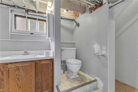 967 Mildred Avenue Lorain OH 44052