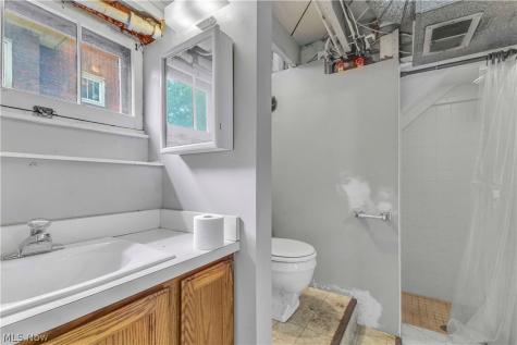 967 Mildred Avenue Lorain OH 44052