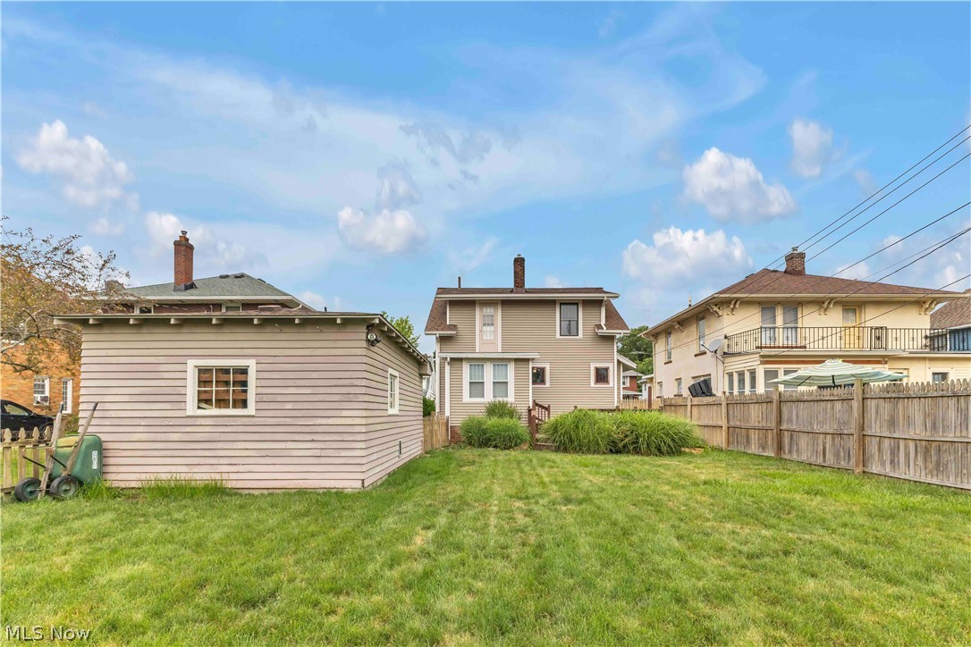 967 Mildred Avenue Lorain OH 44052