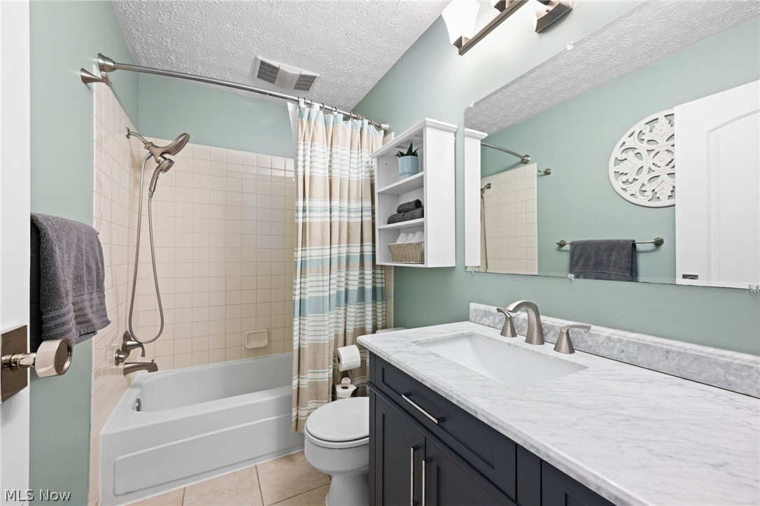 1410 Mockingbird Trail Stow OH 44224