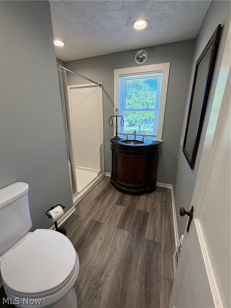 8428 Nowlen Street Mentor OH 44060