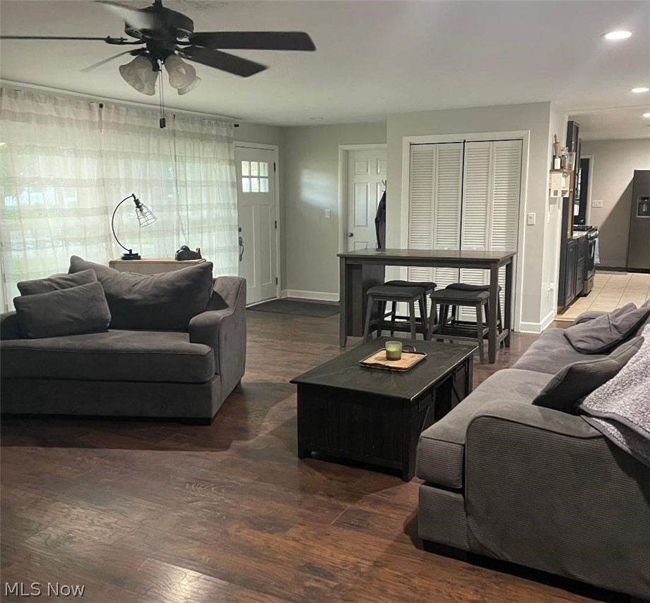 230 S Elm Jefferson OH 44047