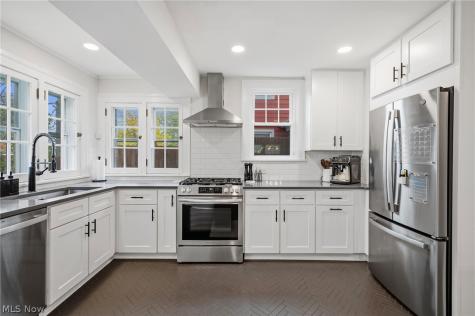 3141 Coleridge Road Cleveland Heights OH 44118
