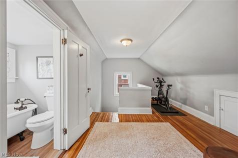 3141 Coleridge Road Cleveland Heights OH 44118