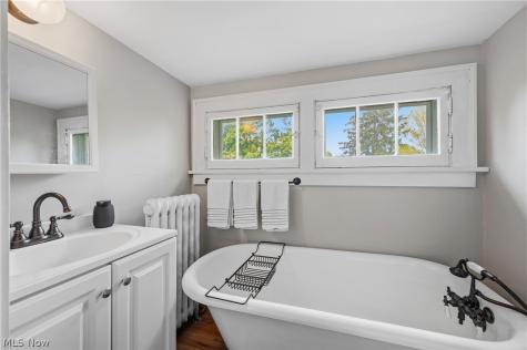 3141 Coleridge Road Cleveland Heights OH 44118