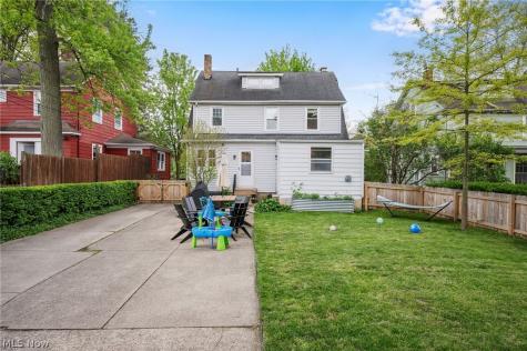 3141 Coleridge Road Cleveland Heights OH 44118