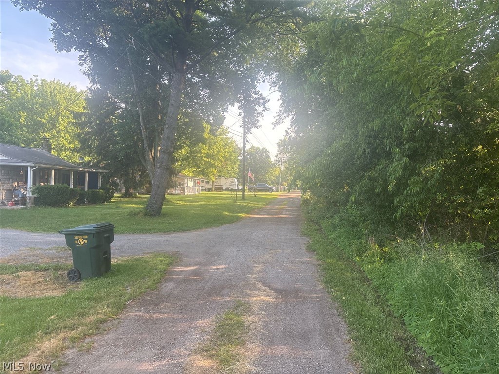 5144 Ford Street Louisville OH 44641