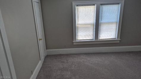 589 Highland Avenue Barberton OH 44203