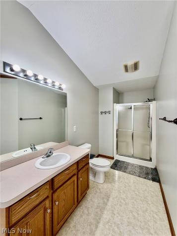 3076 Ravineview Circle Stow OH 44224