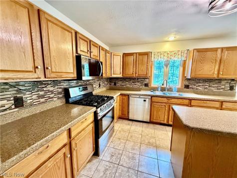 3076 Ravineview Circle Stow OH 44224