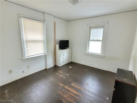 455 Delmar Avenue Akron OH 44310