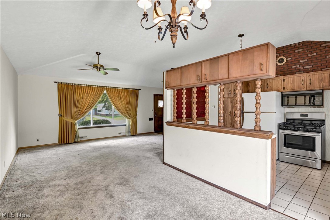 7704 Howard Street Parma OH 44134