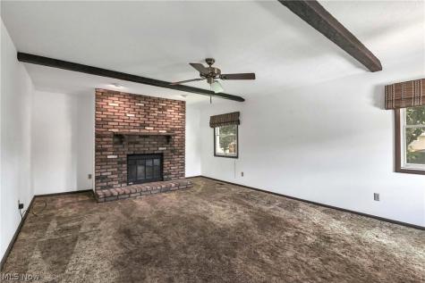 7704 Howard Street Parma OH 44134