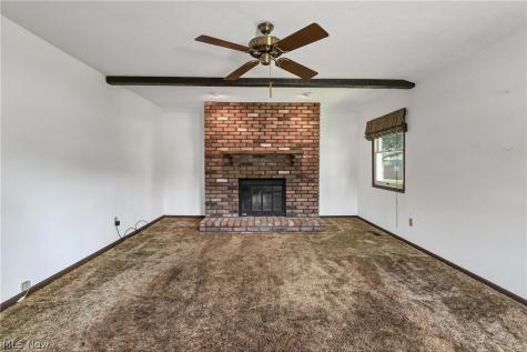 7704 Howard Street Parma OH 44134