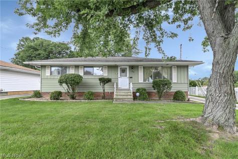 7704 Howard Street Parma OH 44134
