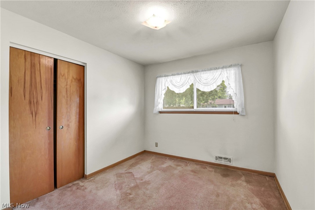7704 Howard Street Parma OH 44134