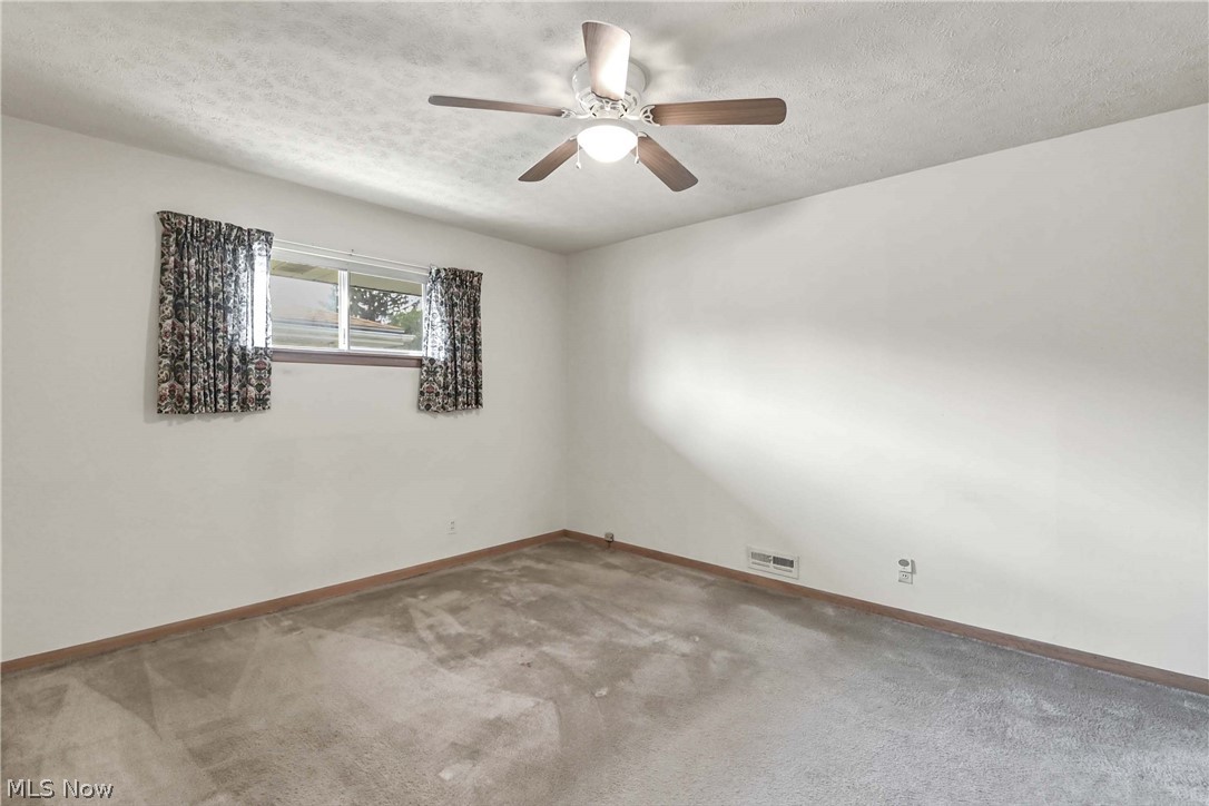7704 Howard Street Parma OH 44134