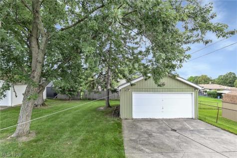 7704 Howard Street Parma OH 44134