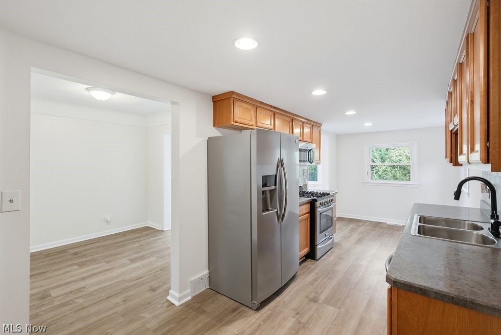 1628 Parker Drive Mayfield Heights OH 44124