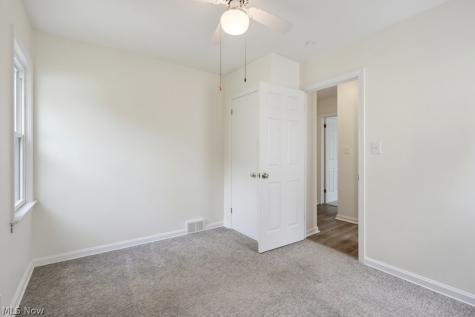 1628 Parker Drive Mayfield Heights OH 44124