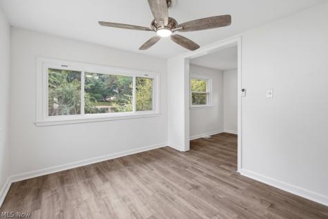 1628 Parker Drive Mayfield Heights OH 44124