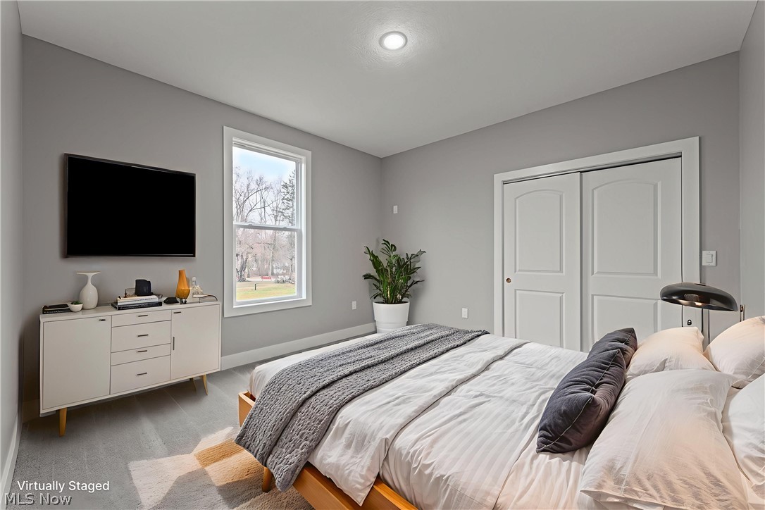 Sl Ameer Drive Oakwood Village OH 44146