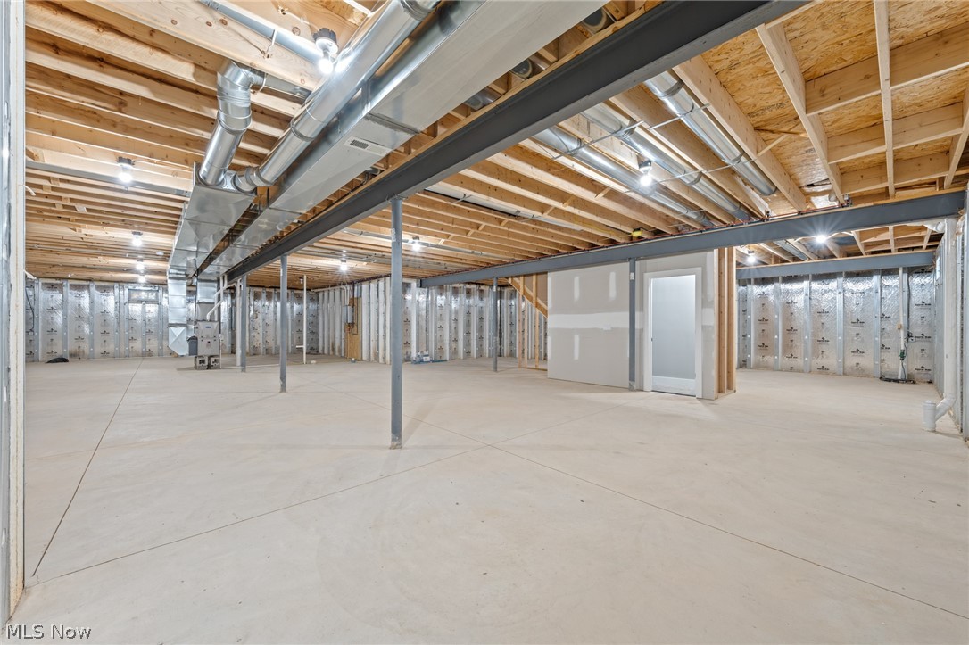 Sl Ameer Drive Oakwood Village OH 44146