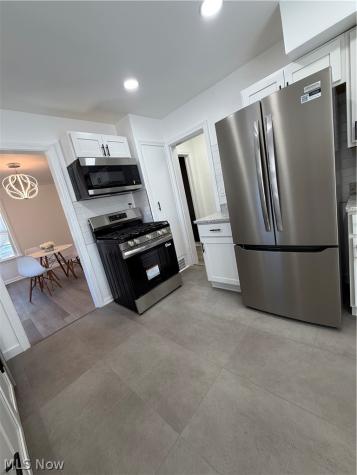 230 E 211th Street Euclid OH 44123