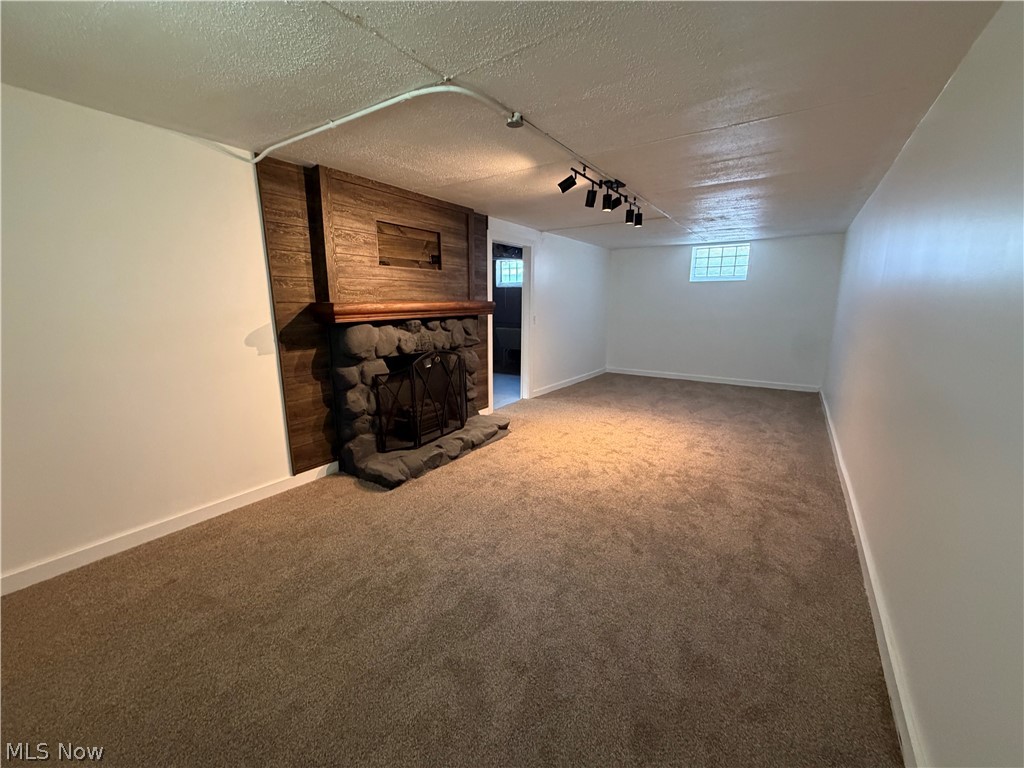 230 E 211th Street Euclid OH 44123