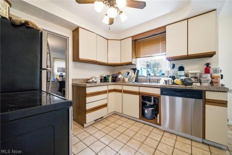 4394 Baintree Road University Heights OH 44118