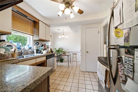 4394 Baintree Road University Heights OH 44118
