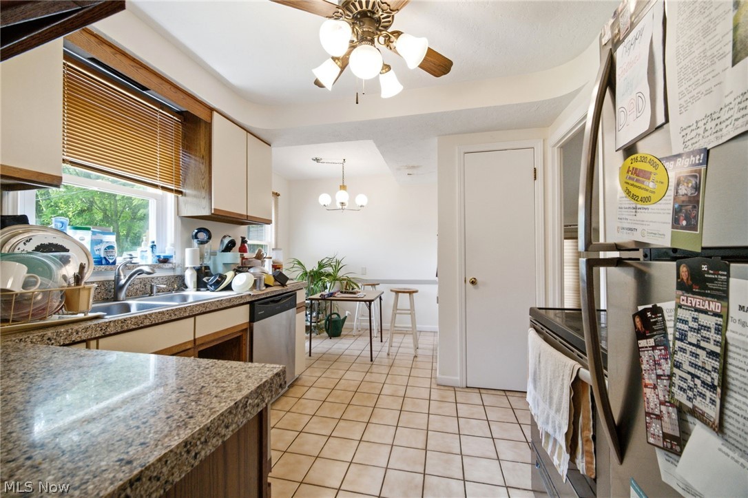 4394 Baintree Road University Heights OH 44118