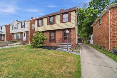 4394 Baintree Road University Heights OH 44118